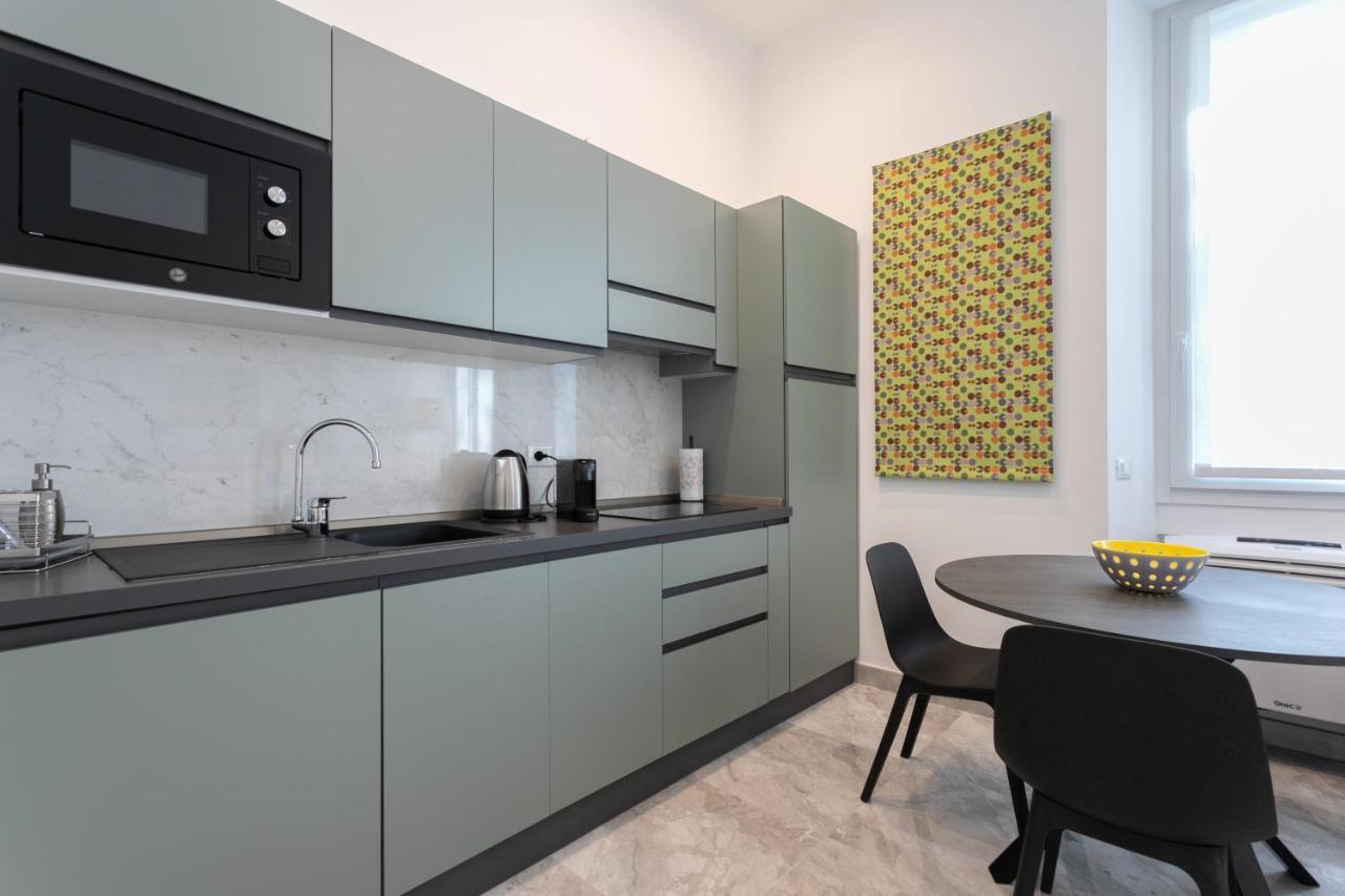 Luna Homes - Bilocale In Mac Mahon Milaan Buitenkant foto
